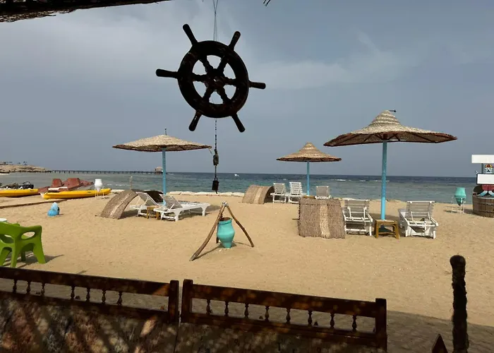 مكان تخييم Ziena Marvel Camp El Qoseir